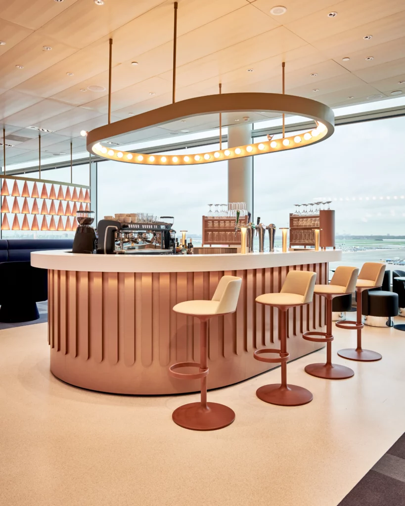 Photograph of oneworld lounge in Amsterdam