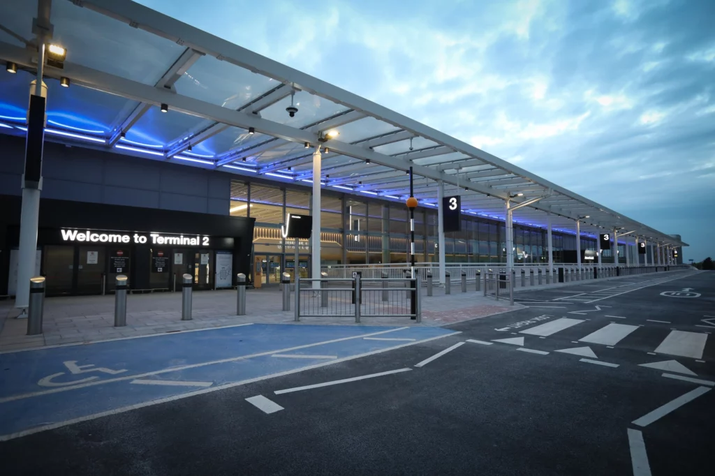 Photograph of the drop off area at Manchester Terminal 2