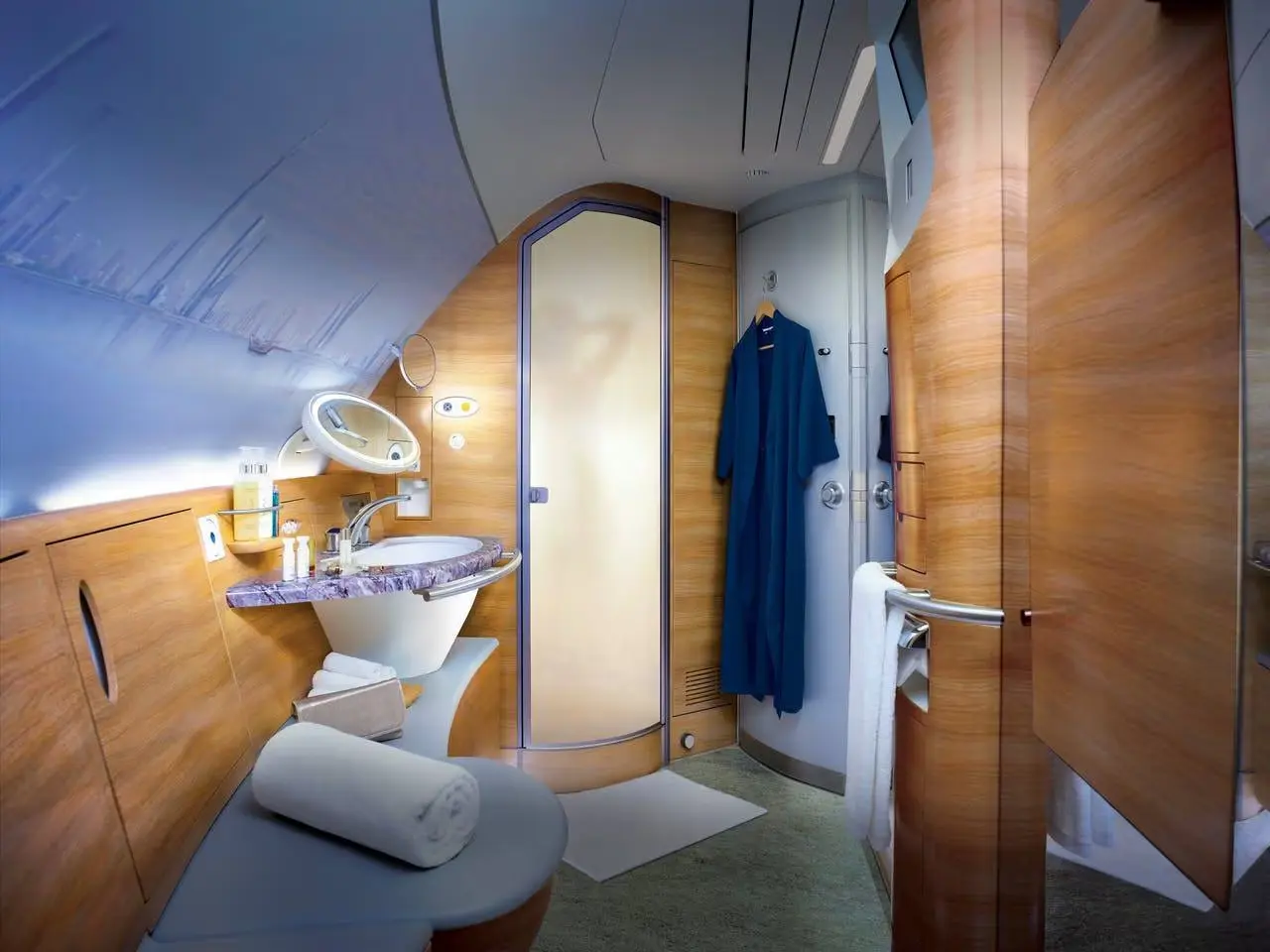 Photograph of the first class bathroom on an Emirates A380