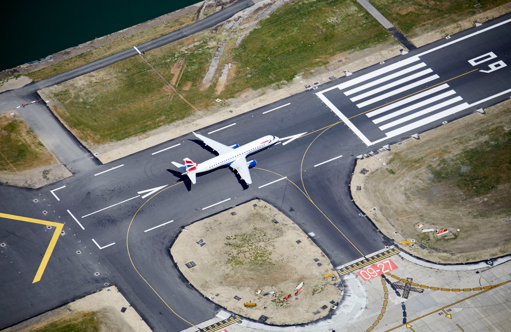 Aerial photograph of London City airport