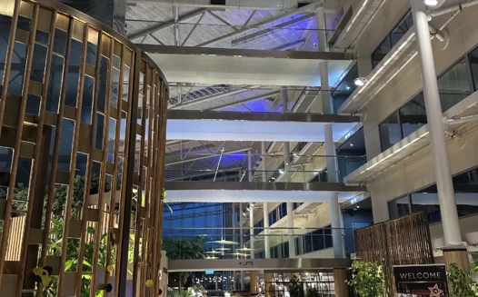 Review: Hilton Heathrow Terminal 4. Well-priced and walkable.