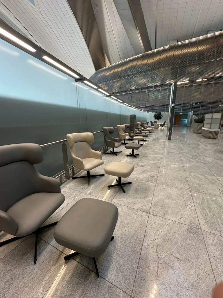 Photograph of The Pearl lounge at Abu Dhabi Airport