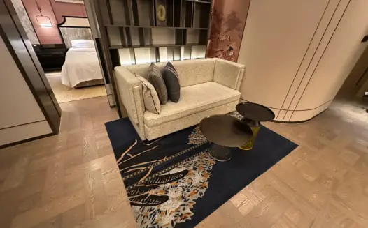 Reviewing the Conrad, Shanghai. Good, apart from one thing.