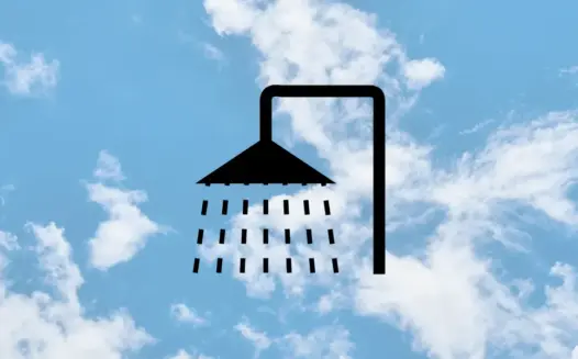 Does Manchester Airport have an arrivals lounge?