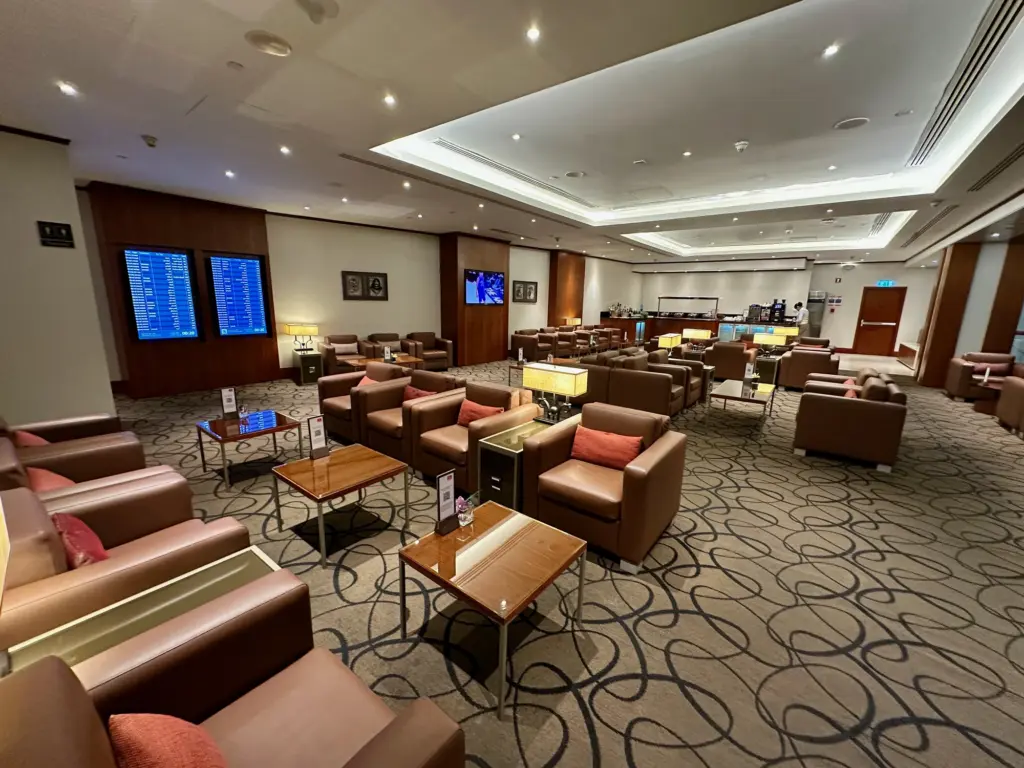 The deserted seating area and closed buffet are on the mezzanine floor
