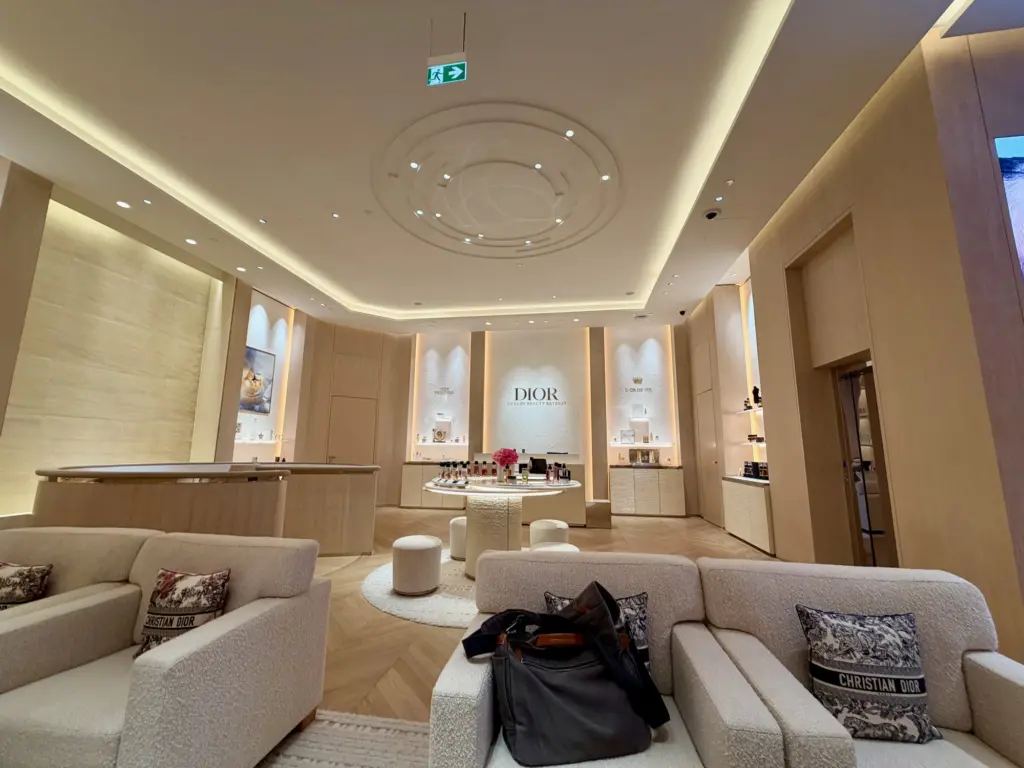 The reception at the Dior lounge The reception at the Dior lounge