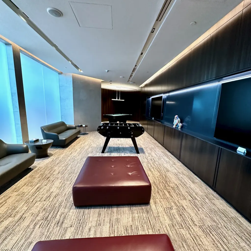 The games room A nice space but nothing is turned on The games room A nice space but nothing is turned on