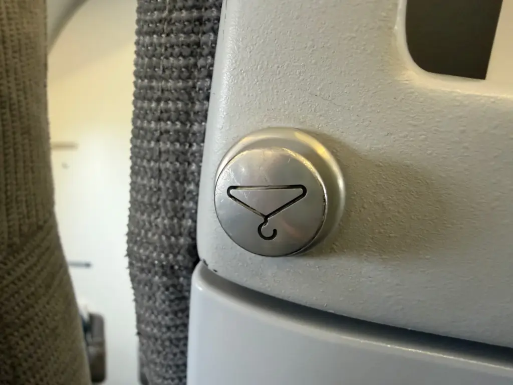 A tiny coat hook if you so need it A tiny coat hook if you so need it