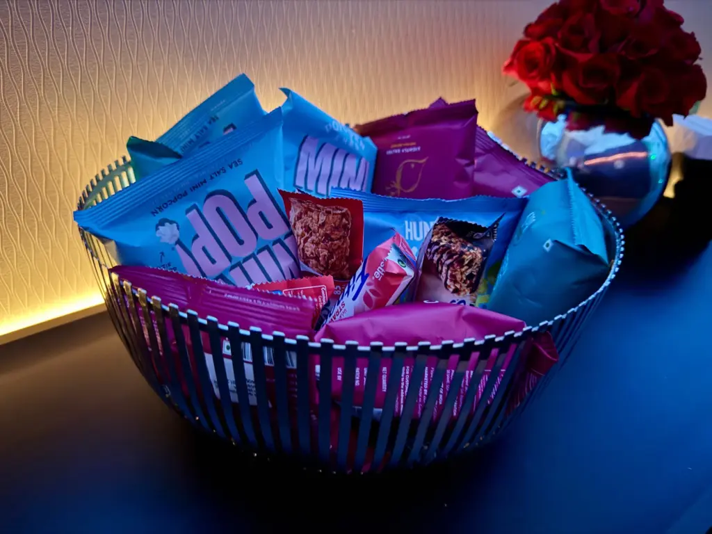 The snack basket at the back of the business cabin Fruit is also available The snack basket at the back of the business cabin Fruit is also available