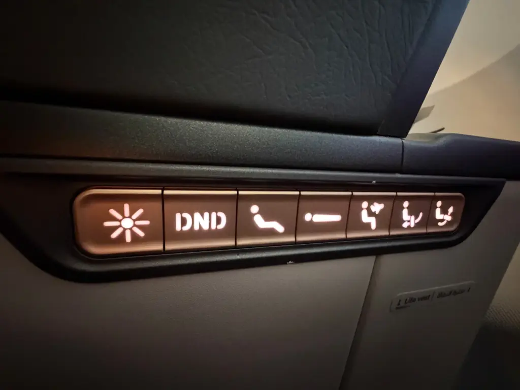 The suite and seat controls The suite and seat controls