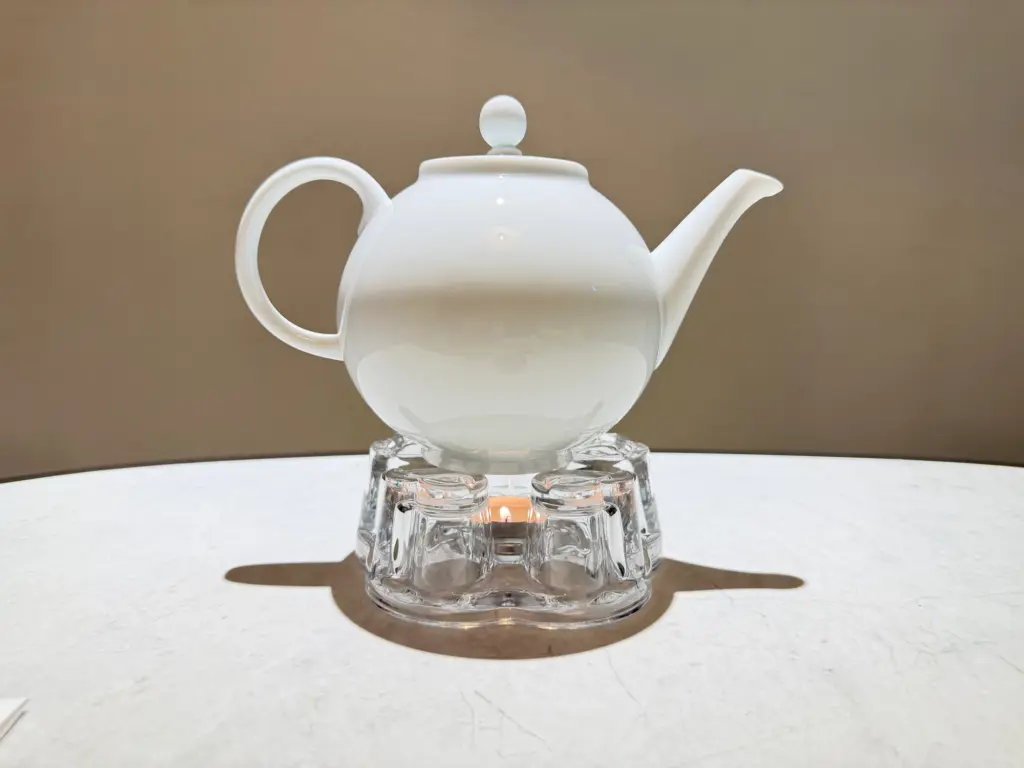 The complimentary green tea The complimentary green tea