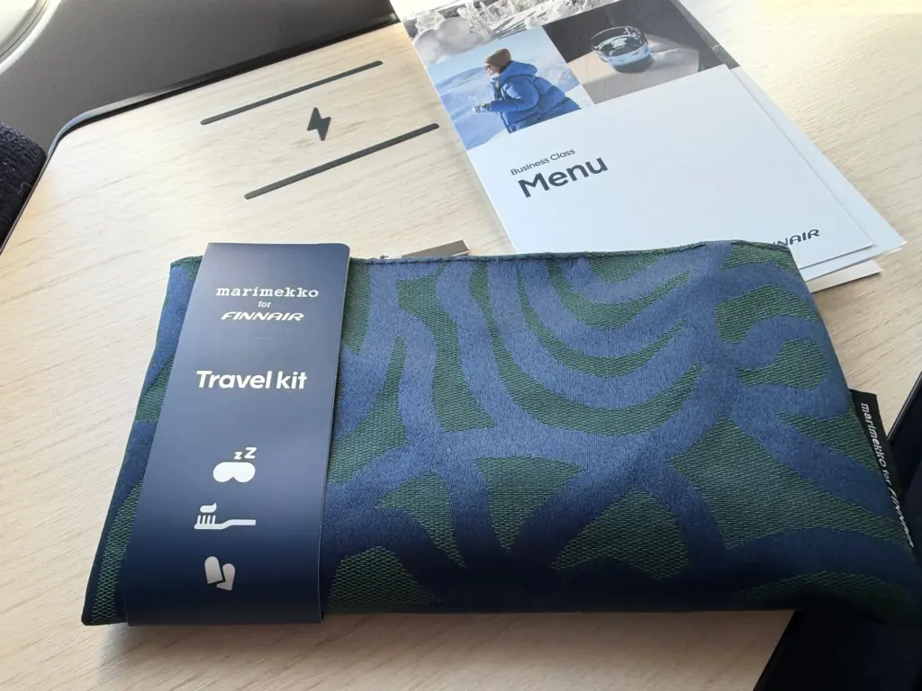 The Finnair amenity kit Emirates it is not The Finnair amenity kit Emirates it is not