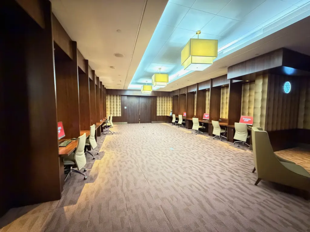 The big perhaps too big business centre A photograph of the business centre inside the Emirates First lounge