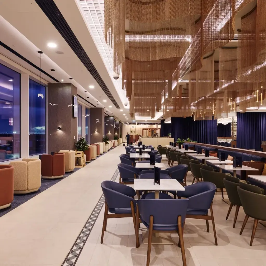 The first photos of the new lounge